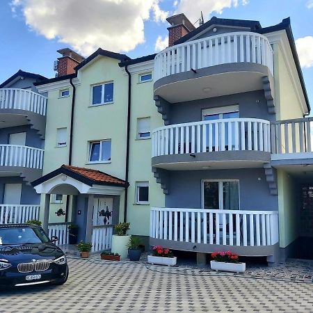 Ferienwohnungen Barbic Umag Exterior foto