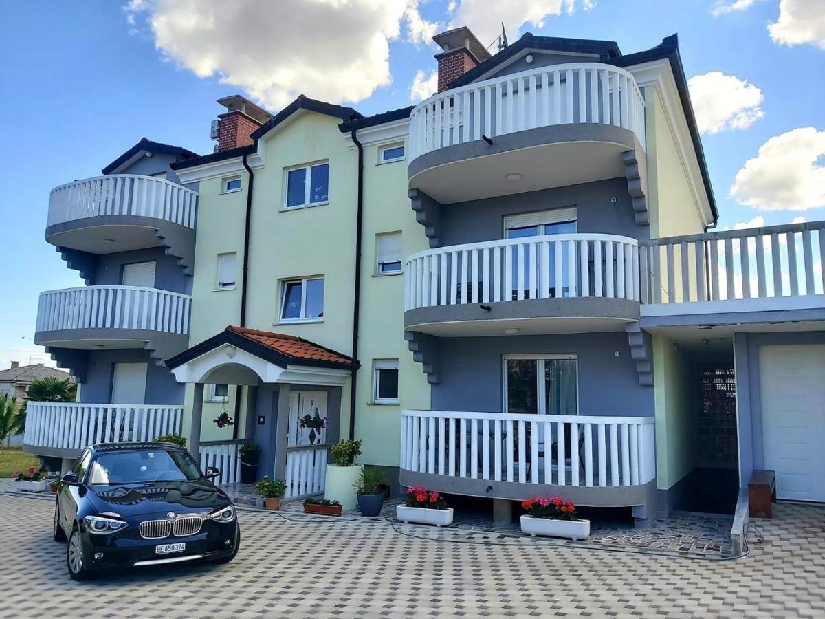 Ferienwohnungen Barbic Umag Exterior foto